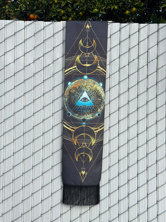 Scroll tapestry