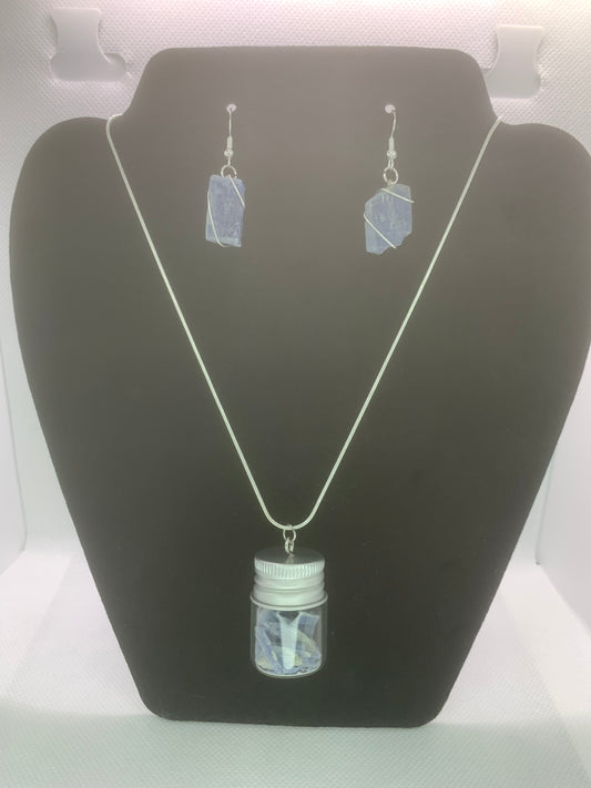 Blue Kyanite -jset-